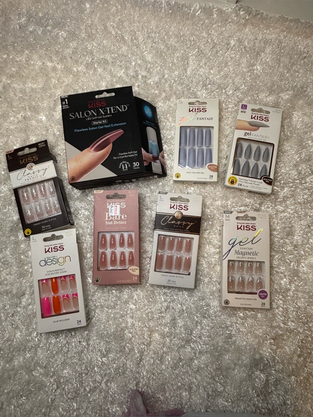 Assorted press on nails - multiple brands